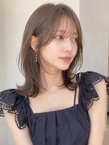 ノア 三宮店(NOA)&nbsp;【NOA】小顔見え韓国風くびれミディアムレイヤー透明感カラー