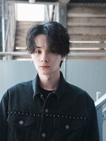 レタッチバイフィフス(RETOUCH by fifth) センターパート×シャドウパーマ