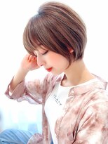アイビー(Ivy)&nbsp;明るい白髪染め　白髪ぼかしハイライト