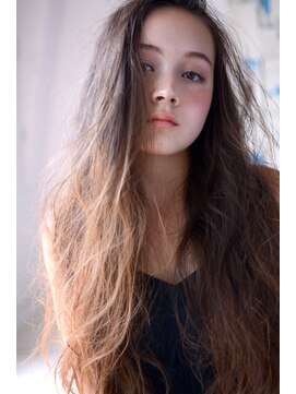 ベター(better) アンニュイ 外国人風 gradation