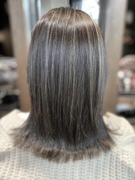 レパーン(Lepa) ミディアムストート