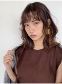 パーマで創る抜け感セミディ