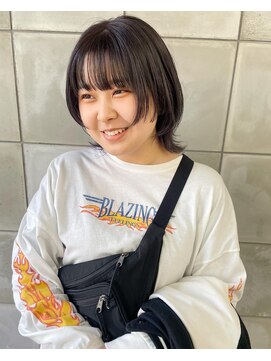 トゥコ(tuco) 前下がりウルフレイヤースタイルウルフボブミディアム