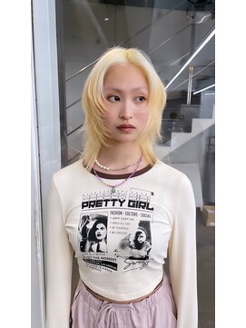 レコ 渋谷(LECO) 抜きっぱなしブロンドハッシュカットウルフカットフェイスレイヤ