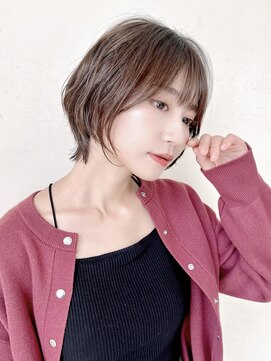 ハピネス クローバー 八木店(Happiness CLOVER) ショートボブ　アッシュカラー　白髪ぼかし　髪質改善　八木