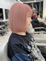ダブルトーキョー シブヤ(W-TOKYO SHIBUYA) ホワイトピンクボブカットウルフカットハイトーンブリーチ