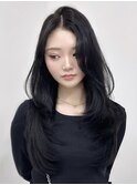 小顔ロングレイヤーカット顔周り秋グレージュカラー透明感カラー