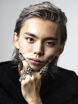 オーシャントーキョー ホワイト 原宿(OCEAN TOKYO WHITE) シルバーウルフ