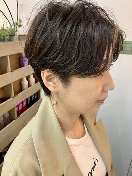 キューズ クラブ(cuz KLUB) 【cuzKLUB】カジュアルショート×インナーカラー