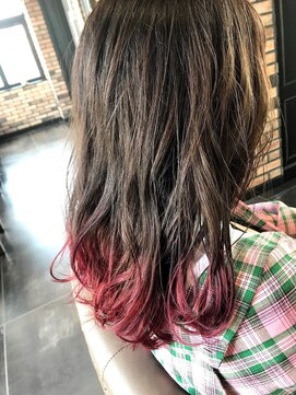 ヘンリエッタ 自由ヶ丘(Henrietta) ラズベリーグラデーション