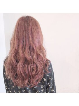 ジップ 緑店(zip) ピンクベージュカラー×20代キュートガール