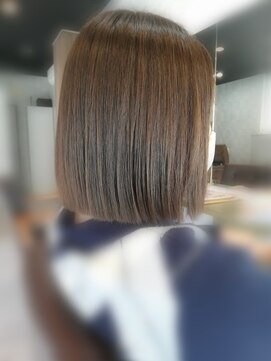 イデアル(ide'al) 切りっぱなし/ストレートボブ