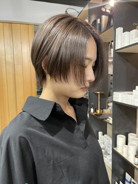 シュウ(SHU) ☆大人ショートスタイル☆