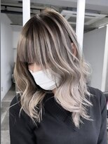 レディアル 大宮(REDEAL ope.)&nbsp;【ハイライト】ホワイト系バレイヤージュ