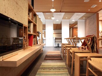 PHINO　【フィノ】