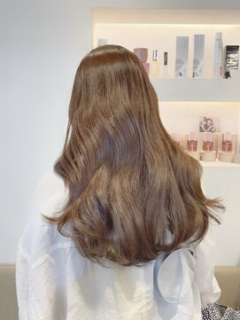 ウェイズ トウキョウ(Ways TOKYO) 赤みを抑えたまろやなベージュカラー