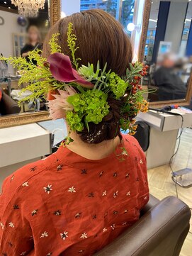 コワファースト 大分(COIFF1RST) 成人式/生花シニヨンスタイル