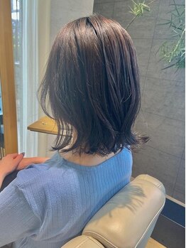 シー 浜松三方原店(She)の写真/【髪に優しい薬剤使用】エイジングケアを基準とした薬剤とメニューであなたのキレイをサポート致します。