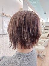 ファイン 滝川店(Fine) 【20代30代】ぱっつんレイヤーボブ 柔らかい透け感グレージュ