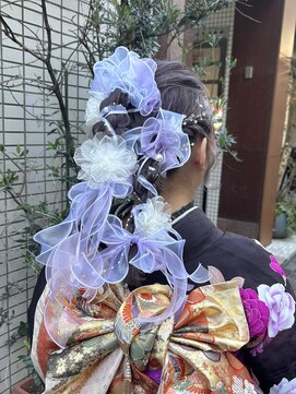 シェリ(Cheri) ふわふわツイン編みおろし×リボンアレンジ