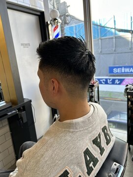 フランクスバーバーリザーブ 人形町店(FRANK’S BARBER RESERVE) ナチュラルフェードスタイルH