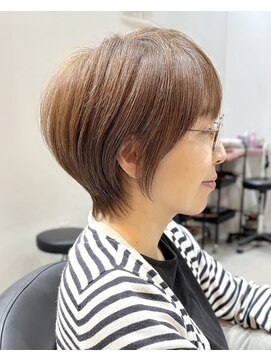ヨファ ヘアー(YOFA hair) 似合わせ 大人くびれショート