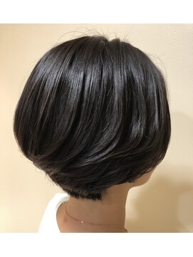 テラス アヴェダ 大丸心斎橋店(Terrace AVEDA) エレガントボブ