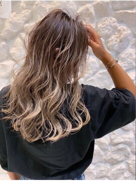 モアナ バイ ヘッドライト 駒沢大学店(Moana by HEADLIGHT) ロンハーマン女子♪