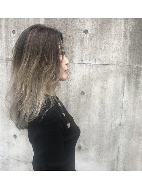 [+1unluke]海外セレブ風×balayage×white grage