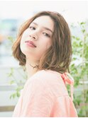 ルーズなカール感の可愛い外はねボブ［新宿］