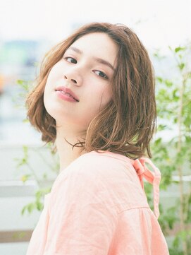 ジュール 新宿(Joule) ルーズなカール感の可愛い外はねボブ［新宿］