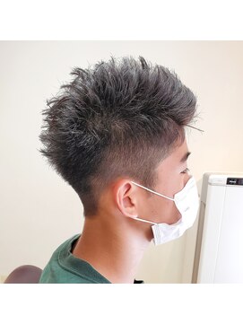 カズ 中津店(KAZU) 骨格補正ソフトモヒカン