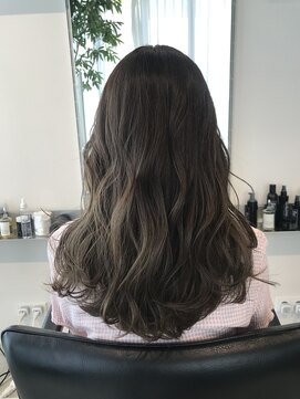 ヌイト オモテサンドウ(nuit.omotesando) ラベンダーグレージュ