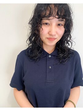 チトセ(titose) 黒髪ウルフパーマ
