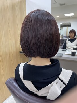 シンカ(shinka.) 前下がりボブ/レッドブラウン/白髪染め/トリートメント