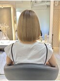 ハイトーンベージュボブハイライトリタッチ