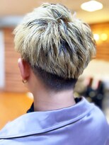 アークスヘアー&nbsp;ホワイトアッシュメンズツーブロック刈り上げオシャレ感