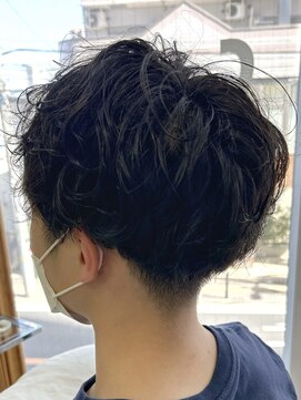 ヘッズ 本八幡店(HEADS) MEN'S HAIR センターパート ツイストスパイラル コンマヘア