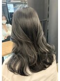 透明感たっぷり!オリーブグレージュ×くびれヘア 《佐藤》