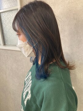 ハナヘアー(HaNa hair) ネイビーブルーのインナーカラー