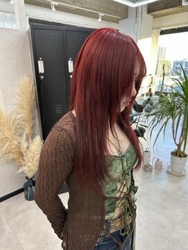 スイ(sui) ザクザクレイヤーカット レッドカラー