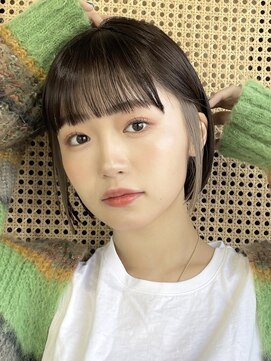 サンク 原宿 表参道(cinq) 前髪インナーカラーベージュカラーミルクティーベージュブリーチ