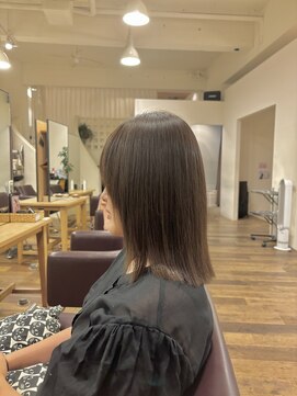 フーチー クーチー アマティー 豊中店(FUCHI KUCHI amati) @fuchi_kuchi.okada[梅田豊中/グレーベージュ髪質改善縮毛矯正］