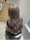 上品なハイトーングレージュ