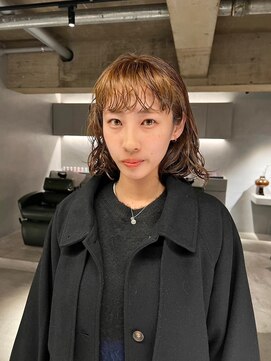 リール(rire) デザインカラーレイヤーカットウェットヘア夏オリーブベージュ