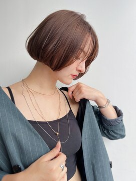 トルネード(TORNADO) 大人ショートボブ前髪あり丸み切りっぱなしボブ丸顔K20240908