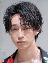 ライラ(Lyla)&nbsp;センターパート　緩めスパイラルパーマ