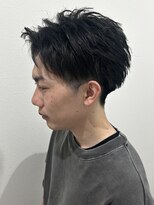 ヒュイル バイ ニアウ(Hwyl by Niau) メンズショートアップバングパーマニュアンスパーマ刈り上げ