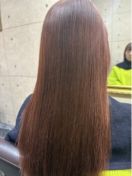 ヘアーズグレース(hairs GRACE)の写真/10年、20年後も美しい髪であるために…艶髪、手触りも抜群な《髪質改善》をお手伝い★エイジングケアにも◎