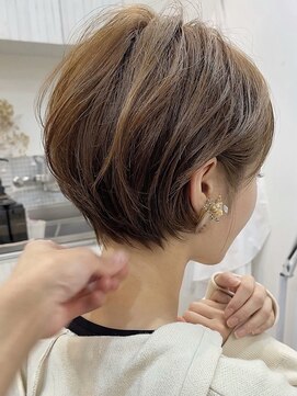 アイドットプラス 札幌大通り(i.+ODORI) 流し前髪顔まわり簡単スタイリングショートボブヘア20代30代40代